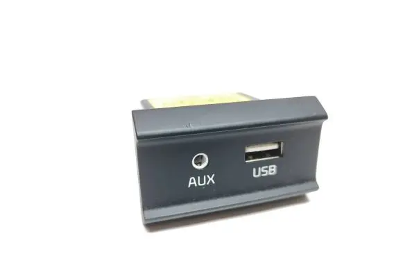 KIA Stonic USB socket connector 96120H8100 H8100 YB1C1811090266C