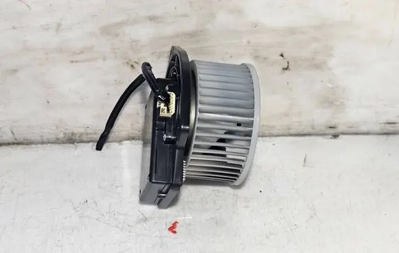 Mitsubishi Lancer Heater fan/blower 5027253170 DRF8434012G