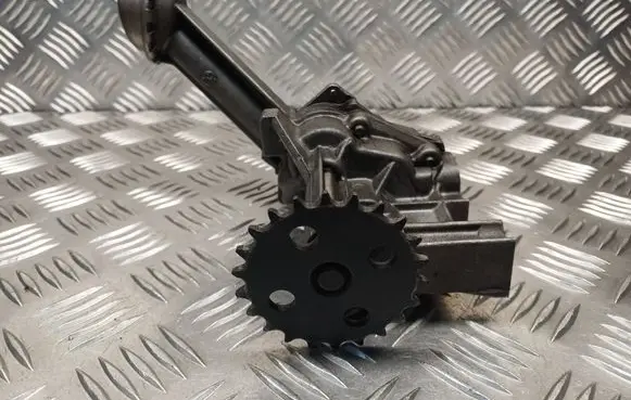 Nissan Qashqai Oil pump 8200150195 7700600532