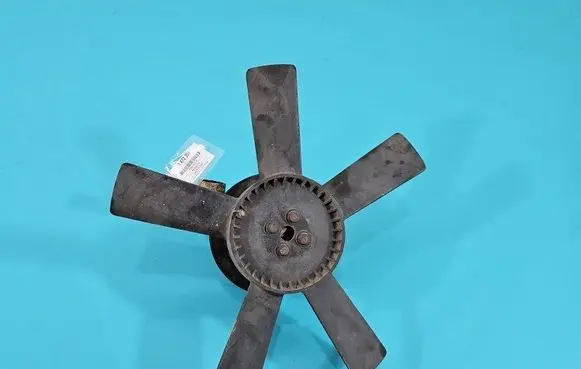 Mercedes-Benz W123 Water pump 6152051210 IMPRK1472351