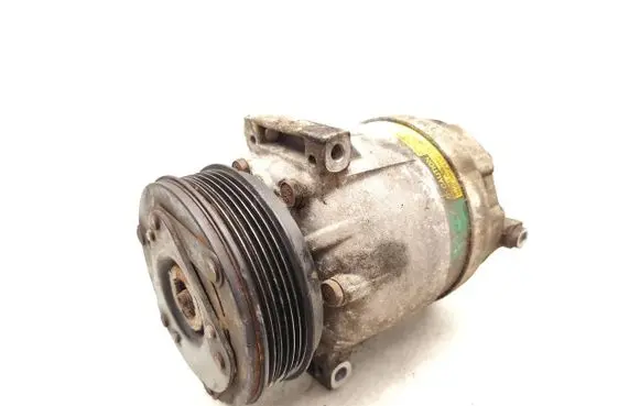 Opel Astra H Air conditioning (A/C) compressor (pump) 13265616