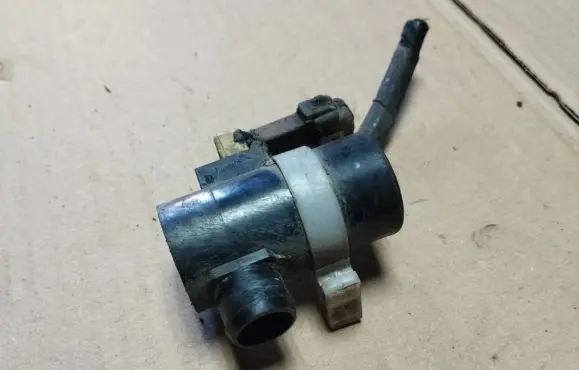 Honda Accord Windscreen/windshield washer pump