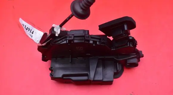 Skoda Fabia Mk3 (NJ) Front door lock 5TB837015A