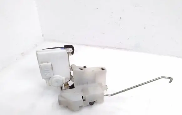 Ford Ranger Front door lock