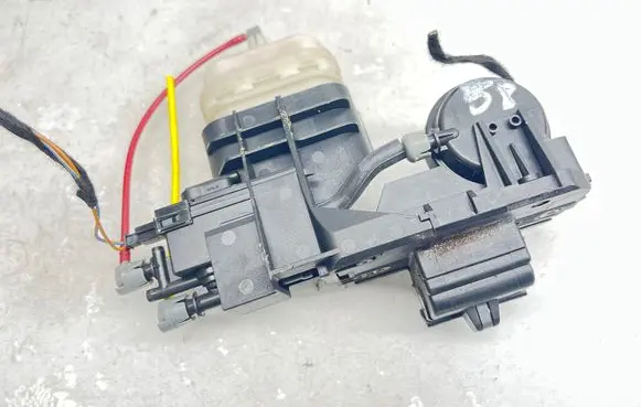 Mercedes-Benz S W220 Tailgate/trunk/boot lock/catch/latch A2208000478