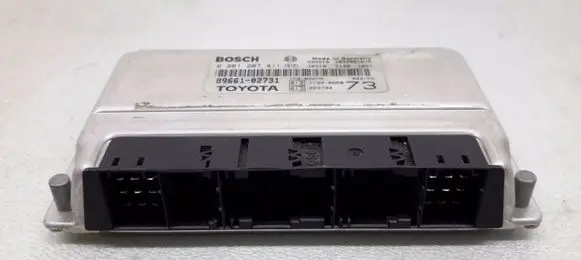 Toyota Corolla E120 E130 Engine control unit/module 8966102731
