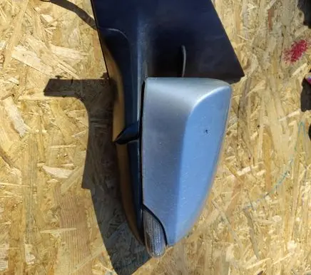 Toyota Auris E210 Front door electric wing mirror E11026983
