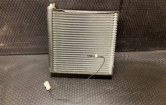 Infiniti FX Air conditioning (A/C) radiator (interior) 