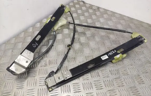 Volkswagen T-Roc Front window lifting mechanism without motor 2GA837462F