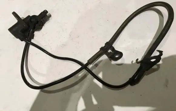 Toyota Yaris ABS brake wheel speed sensor 0265006675 89542-0d010