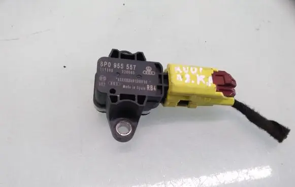 Audi A3 S3 8P Airbag deployment crash/impact sensor 8P0955557