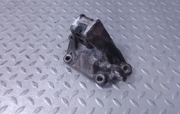 KIA Ceed Gearbox mounting bracket 21830G4100