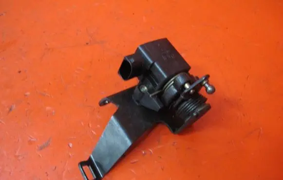 Mercedes-Benz CLK A208 C208 Accelerator throttle pedal A0125423317
