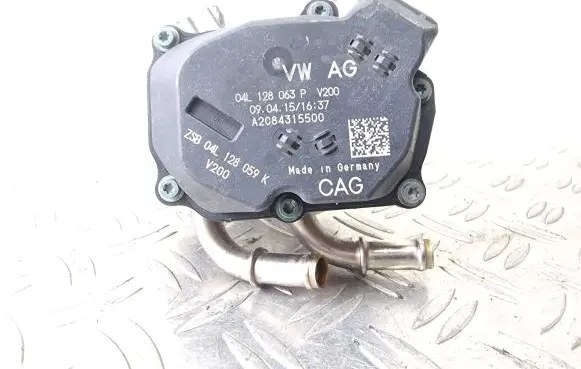 Volkswagen Golf VII Throttle valve 04L128063P