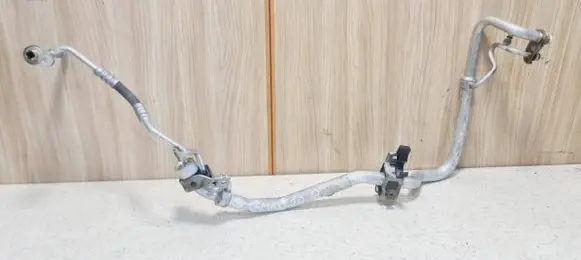 Ford Grand C-MAX Air conditioning (A/C) pipe/hose
