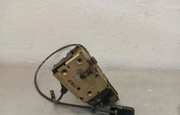 Renault Scenic II - Grand scenic II Front door lock 1110050332 8826281 119121