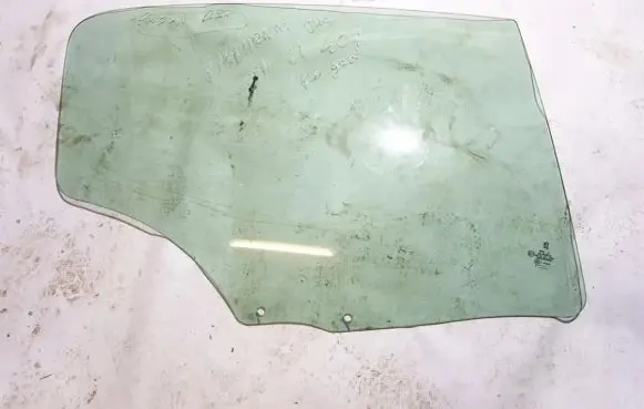 Peugeot 407 Rear door window glass