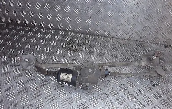 Toyota Avensis T250 Front wiper linkage 8511005060