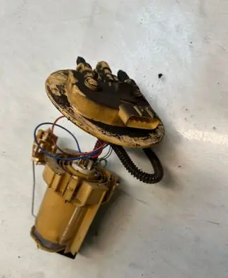 Opel Vectra C In-tank fuel pump 9898