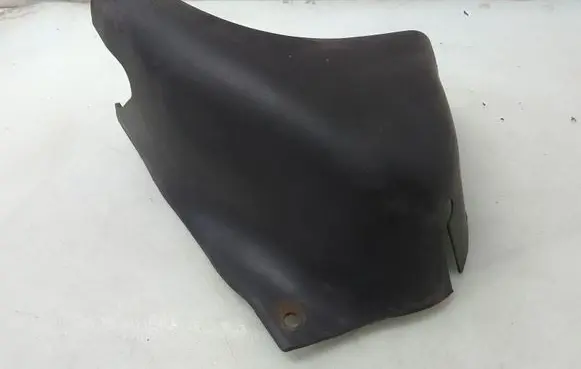 Audi A8 S8 D2 4D Other engine bay part 