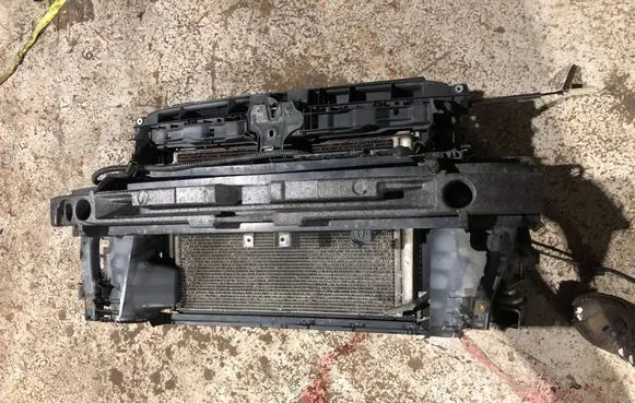 Volkswagen Golf VII Radiator support slam panel 5Q0121251EM