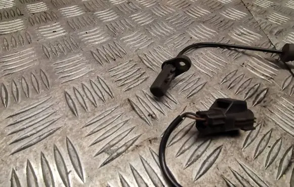 Volvo S60 ABS brake wheel speed sensor 9467580