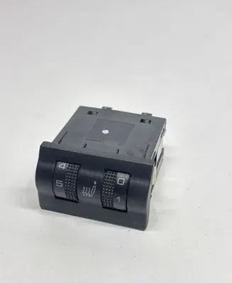 Skoda Octavia Mk1 (1U) Seat heating switch 1U0963563B