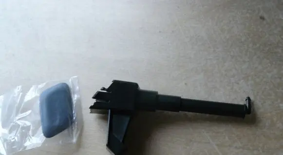 Toyota Avensis T270 Headlight washer spray nozzle 8520705041