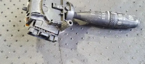 Toyota Corolla E120 E130 Wiper control stalk 173647 173738