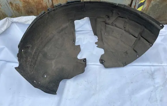 Audi A7 S7 4G Front wheel arch liner splash guards 4G8821172D