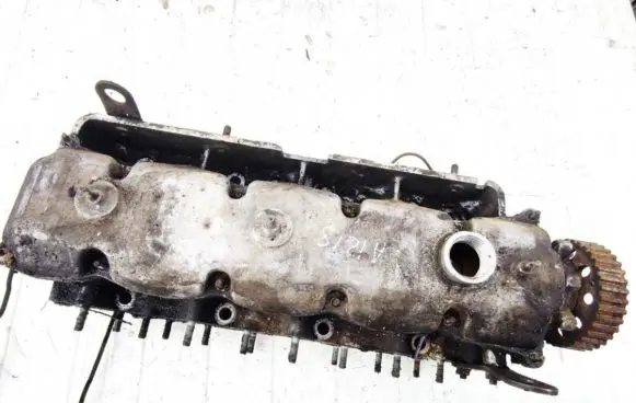 Lancia Thema Engine head 7450442