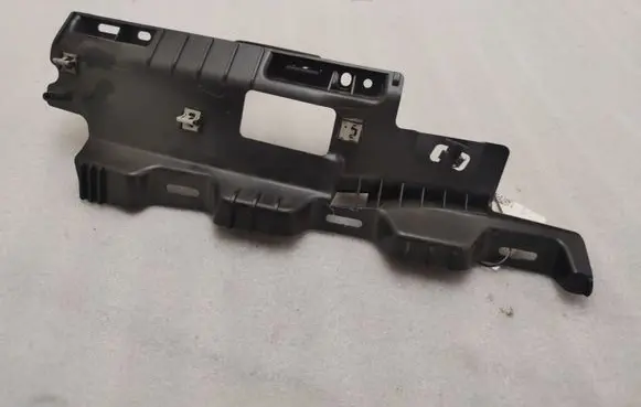 Ford Mustang VI Parcel shelf load cover mount bracket FR3B63243C02AJ