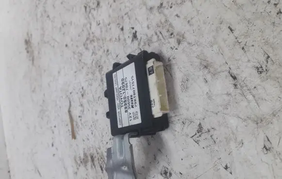 Toyota Auris 150 Light module LCM 8996012090