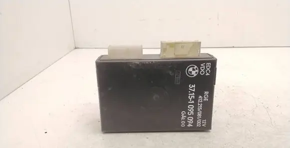 BMW 7 E38 Suspension control unit/module 37151095094 412215081002