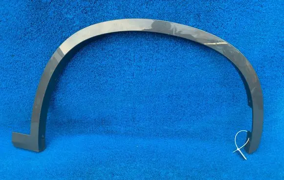 BMW X1 F48 F49 Front arch trim 8059872