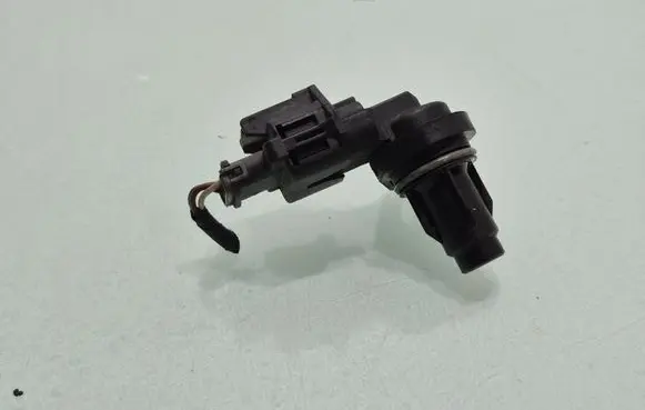 Hyundai Tucson TL Camshaft position sensor 393002F000