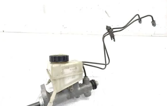 Mercedes-Benz C W203 Master brake cylinder A2034300002