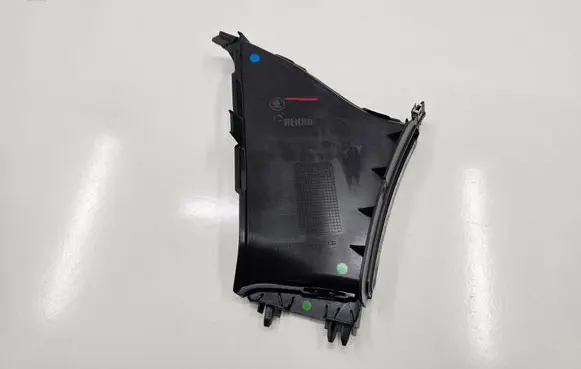Skoda Enyaq iV Intercooler air guide/duct channel 5LA121764A