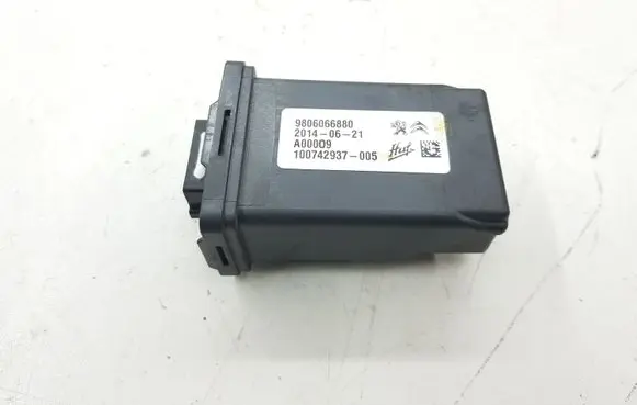 Citroen C4 Grand Picasso Other control units/modules 9806066880 100742937005