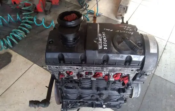 Volkswagen Sharan Engine AUY