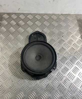 Volkswagen PASSAT CC Front door speaker 3C8035454