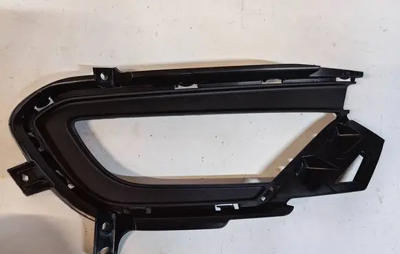 Hyundai i20 (GB IB) Front fog light trim/grill 86562C8110