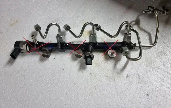 Renault Trafic III (X82) Fuel injector supply line/pipe 175219059R HMLGT5257R 221510851