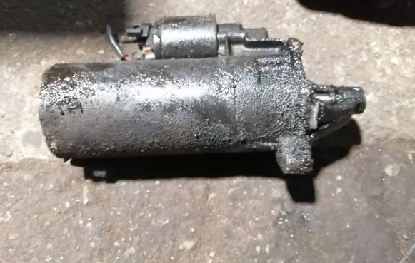 Audi A4 S4 B5 8D Starter motor