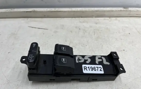 Skoda Fabia Mk1 (6Y) Electric window control switch 1j3959857a