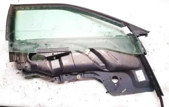 Audi 80 90 S2 B4 Front door window/glass frame 