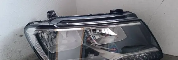 Volkswagen Tiguan Headlight/headlamp 5nb941006b