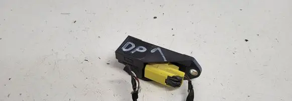 Volkswagen Caddy Airbag deployment crash/impact sensor 5WK42895 6Q0909606