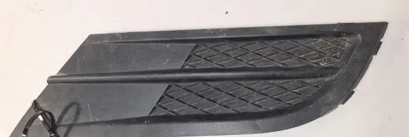 Volkswagen Jetta VI Front bumper lower grill 5C6853666G