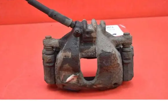 Peugeot 3008 I Front brake caliper